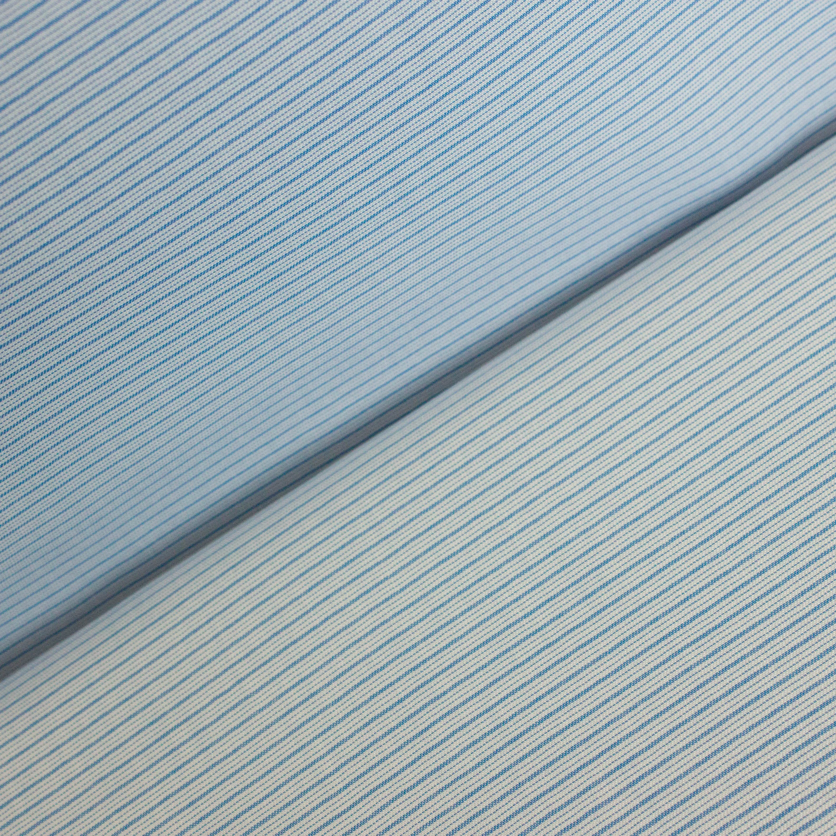 katoen wit met blauwe strepen